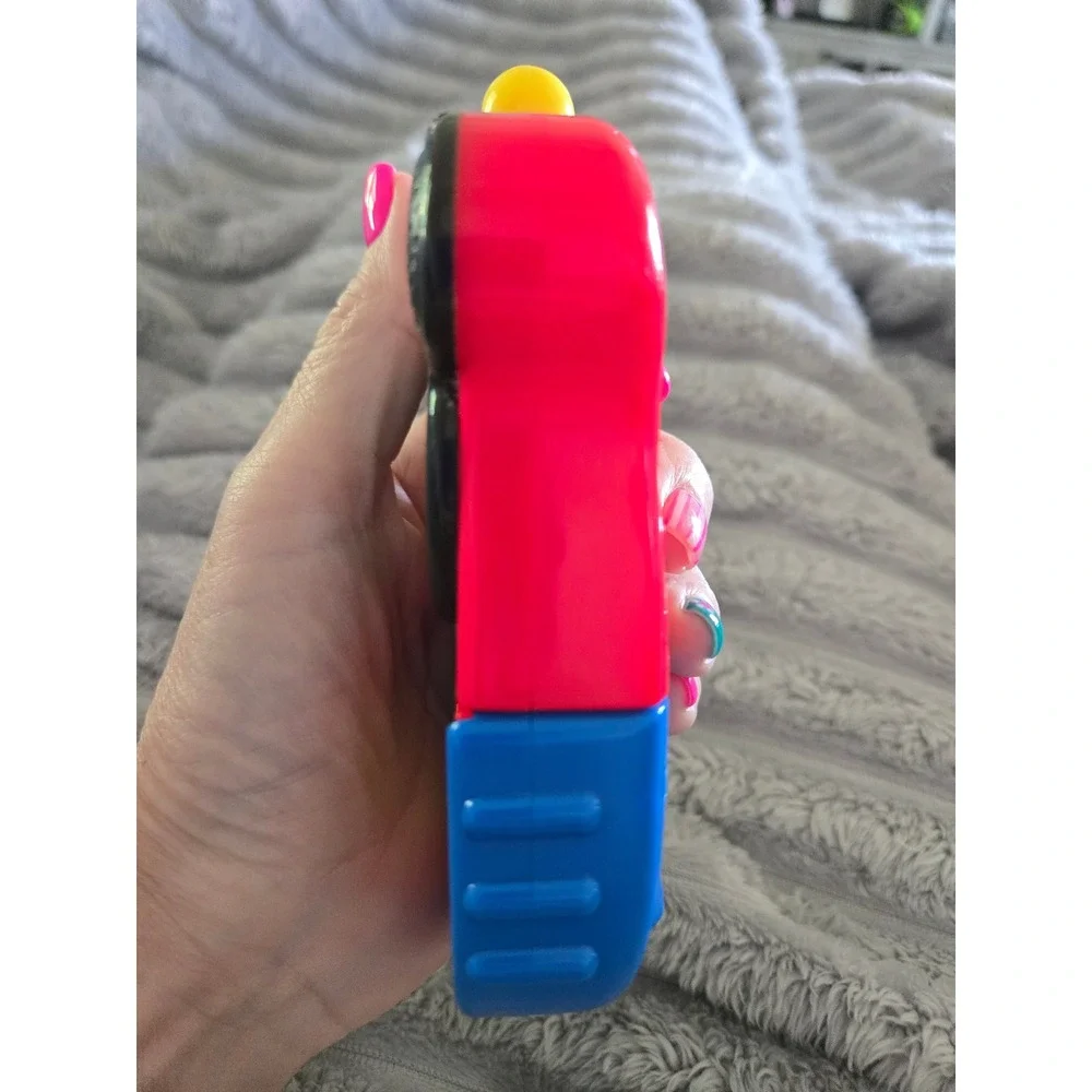Disney Mickey Mouse Funhouse Chat with Me Cell Phone Toy Just Play Red Blue